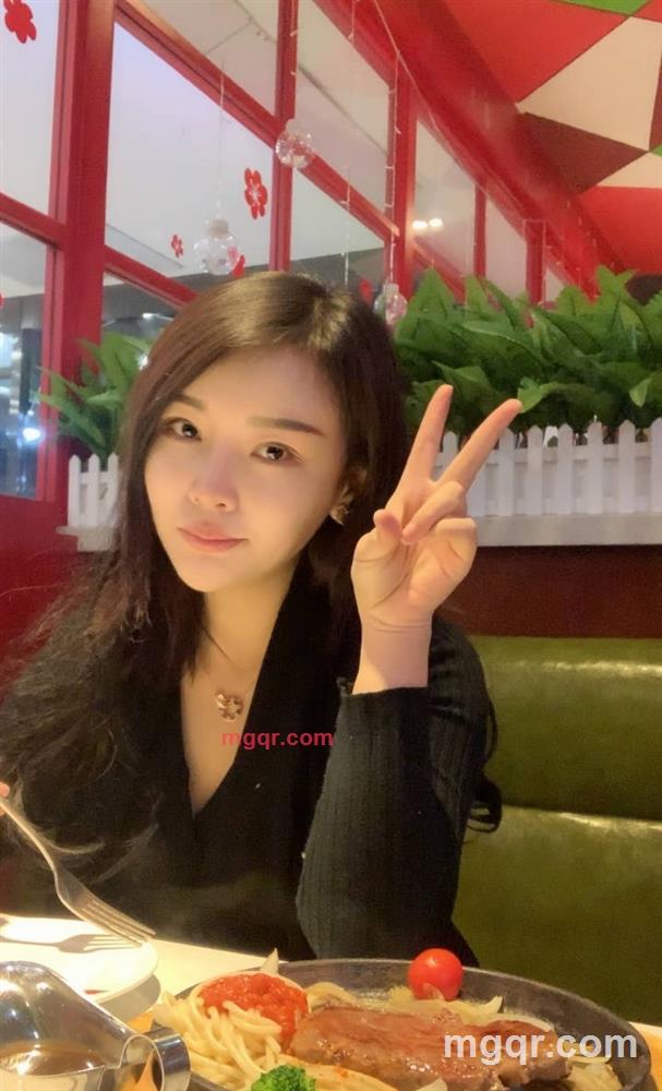 满天星星似空月的第2张照片