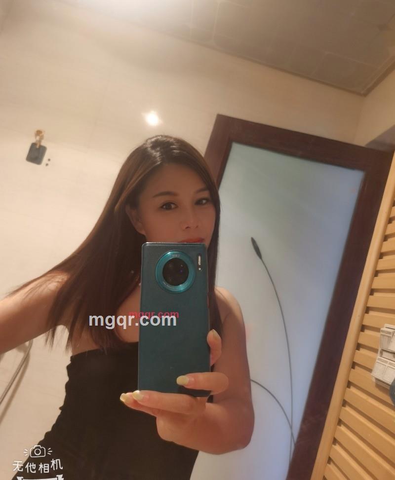 气质女人的第4张照片
