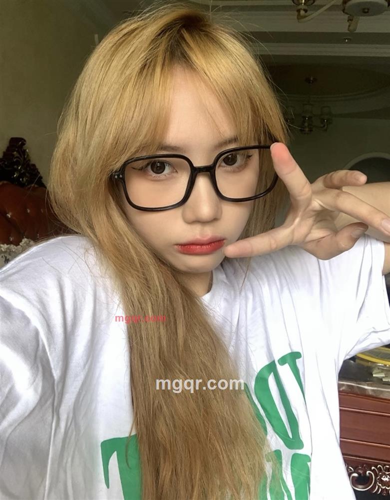 丢丢不吃香菜的第2张照片