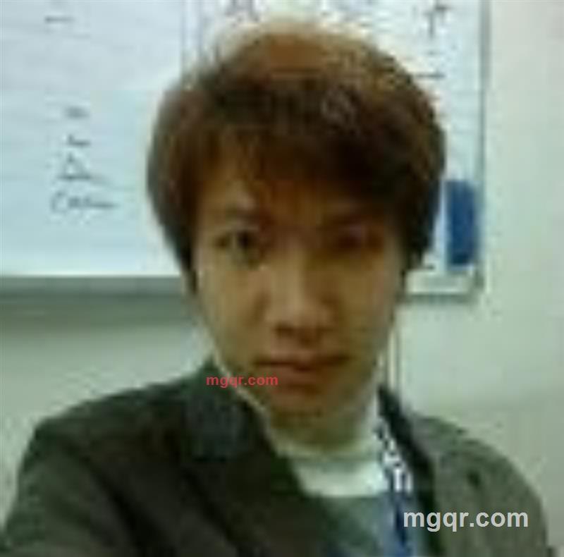 kiss女孩的第1张照片