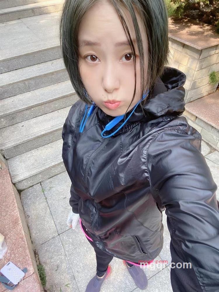 狐狸未成精的第1张照片