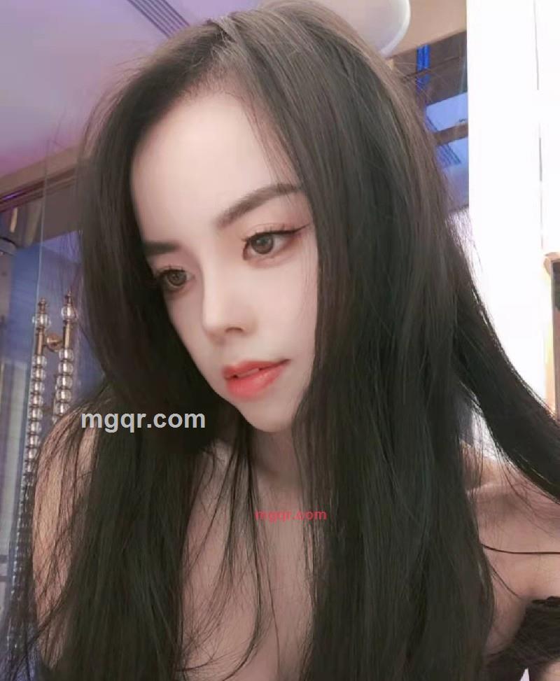 大白兔女孩的第1张照片