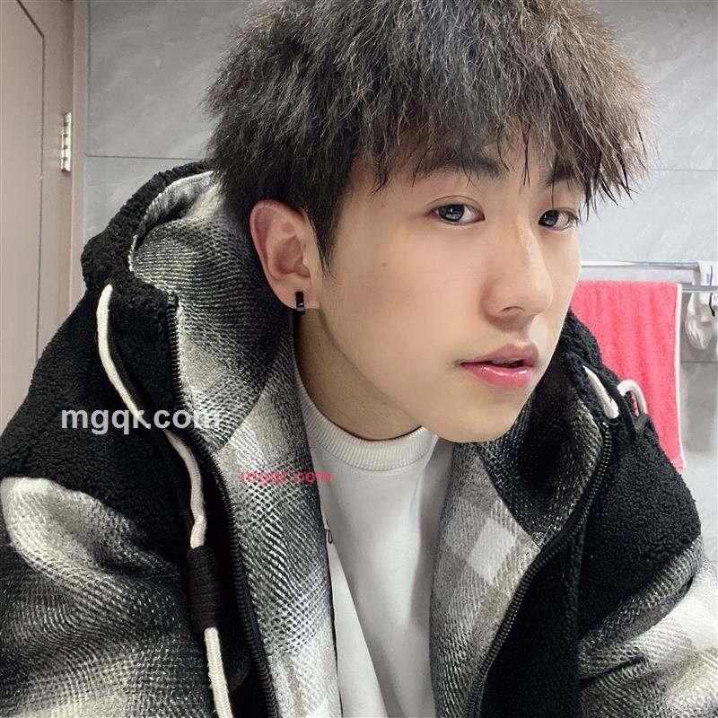 属于你的的第1张照片