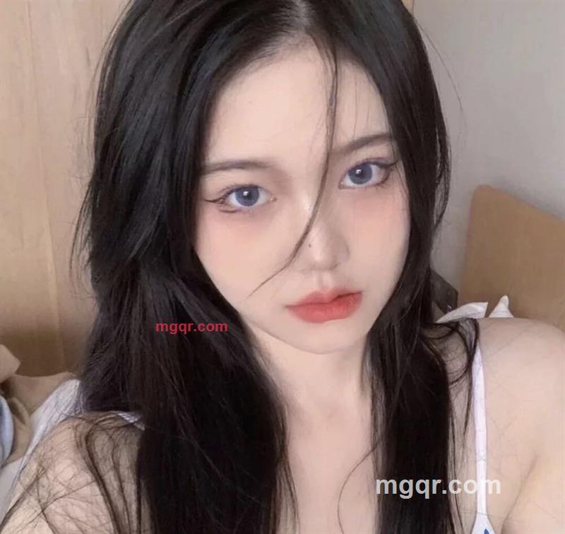 雯雯爱睡觉的第1张照片