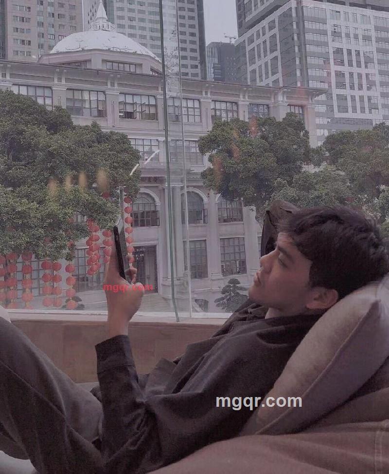 莱奥的第1张照片