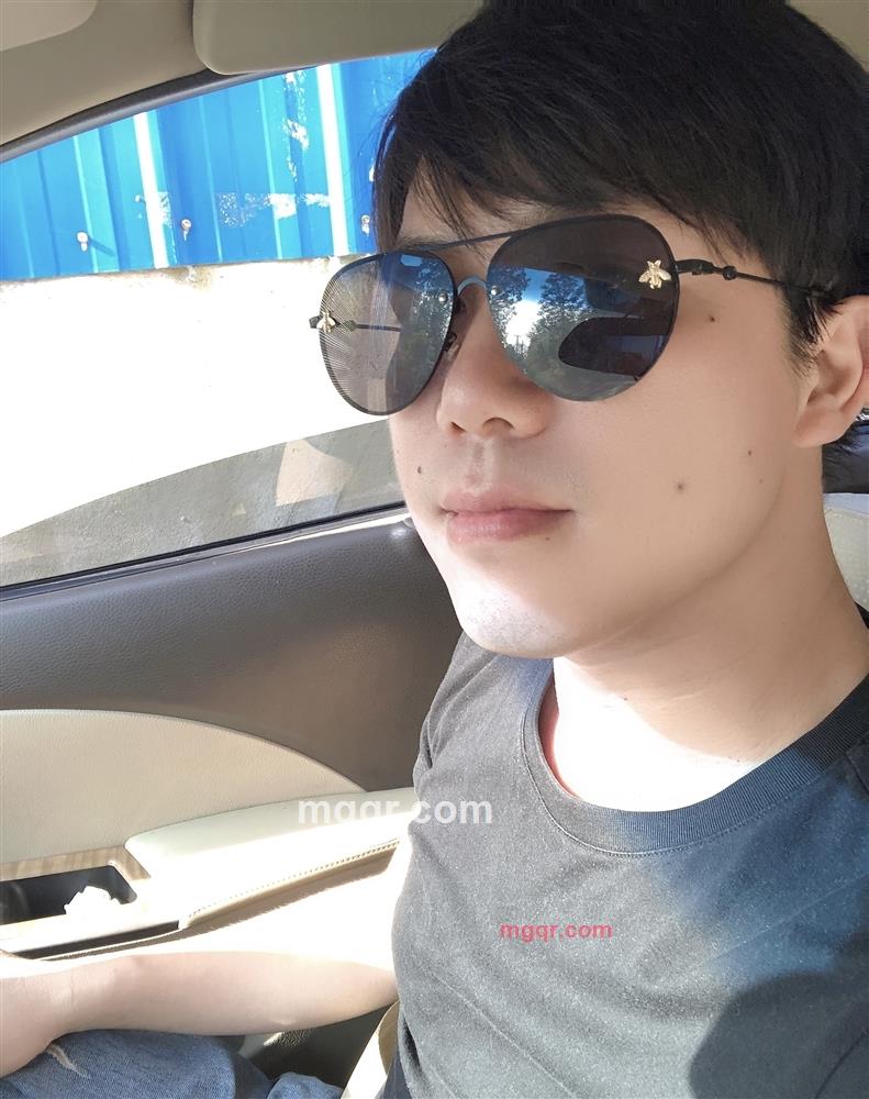 blue的第1张照片