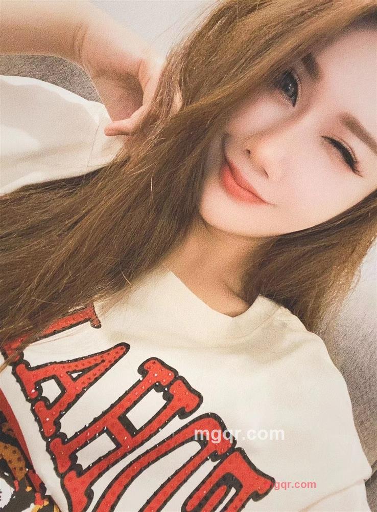 吉娜的第1张照片