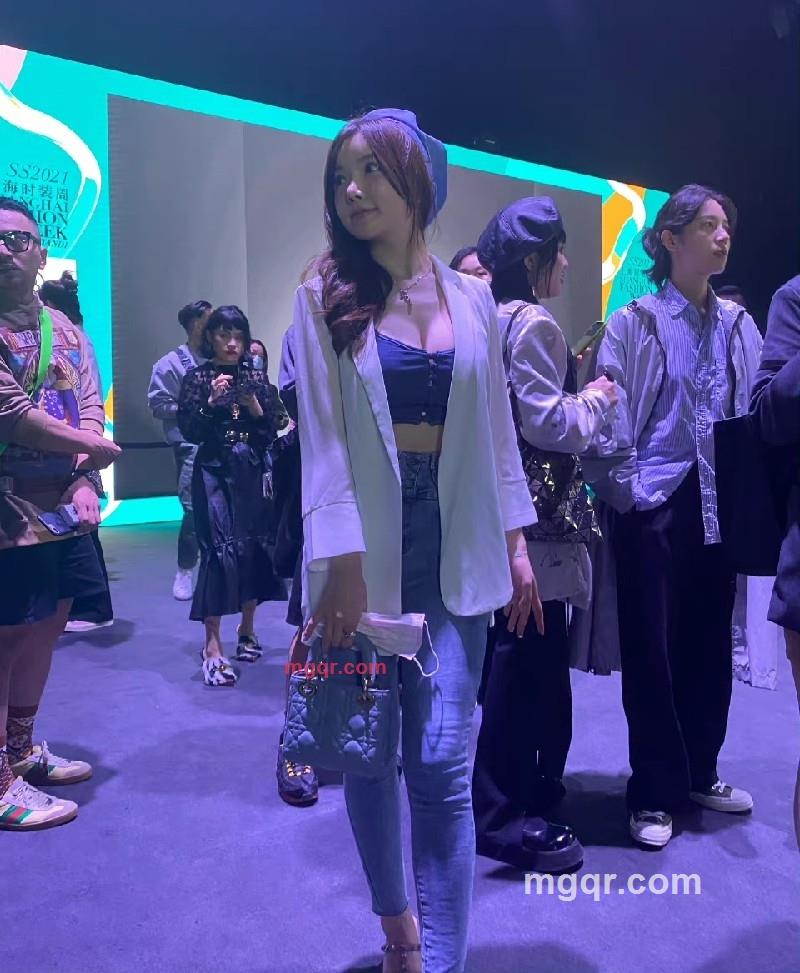 糯美子minibabe的第4张照片