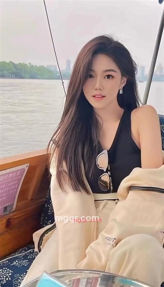 哇塞女孩??的第2张照片