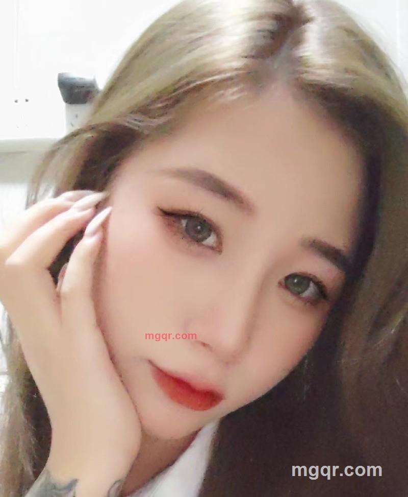 树上的小苹果的第6张照片