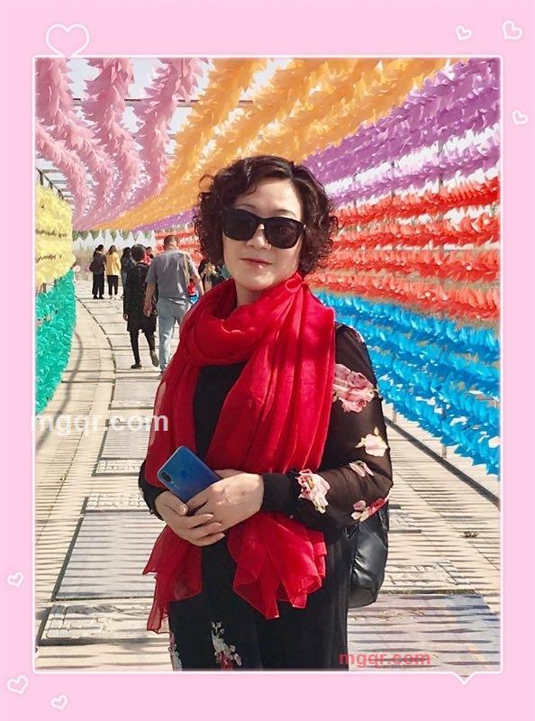 优雅女人的第1张照片