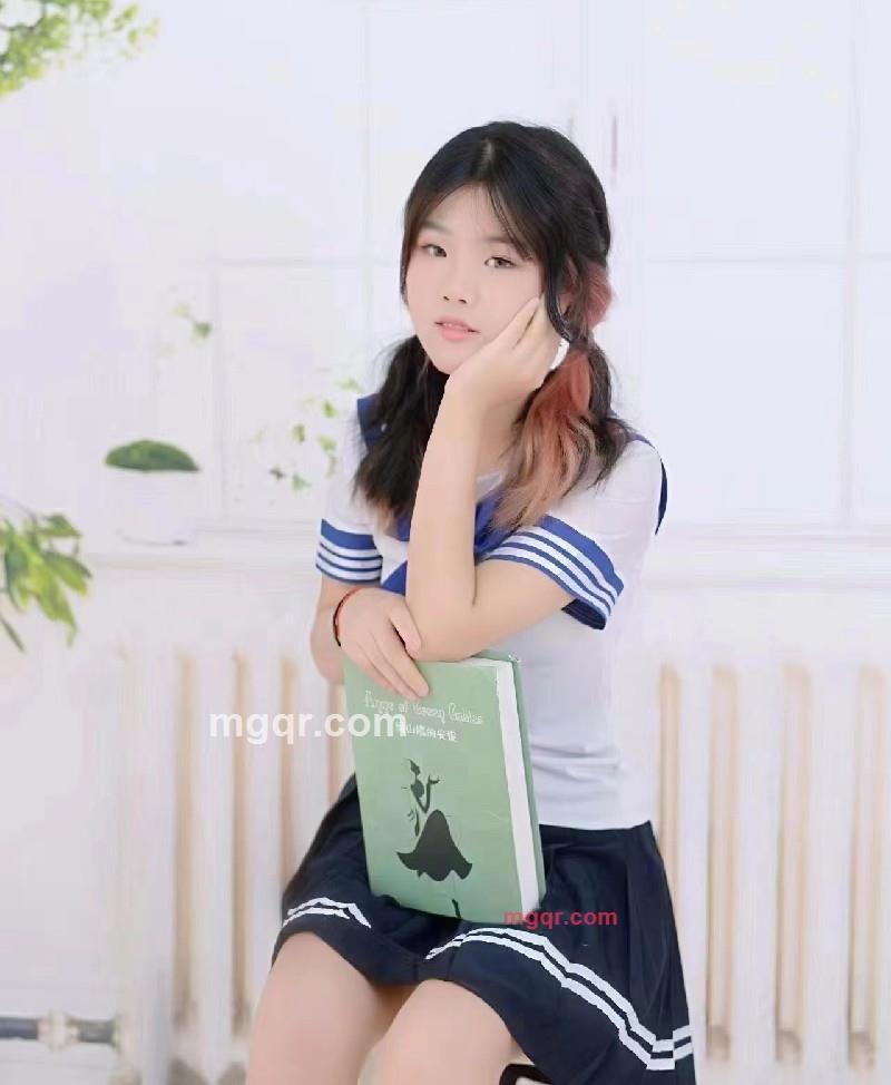 莹莹小仙女的第1张照片