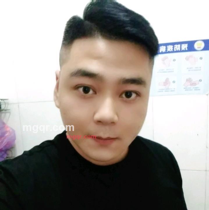 午夜牛郎的第3张照片