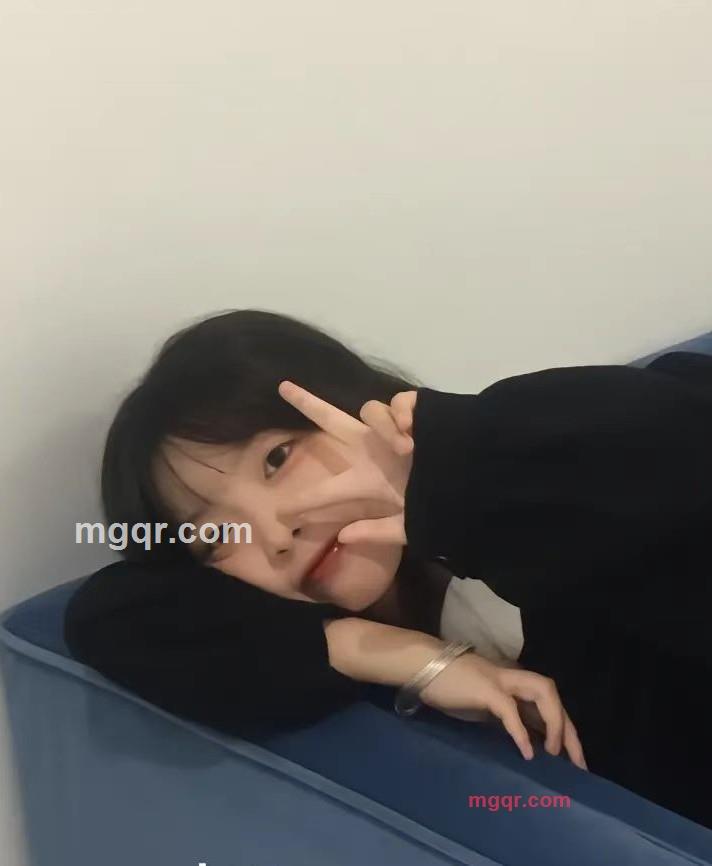 怪咖小萝莉的第2张照片