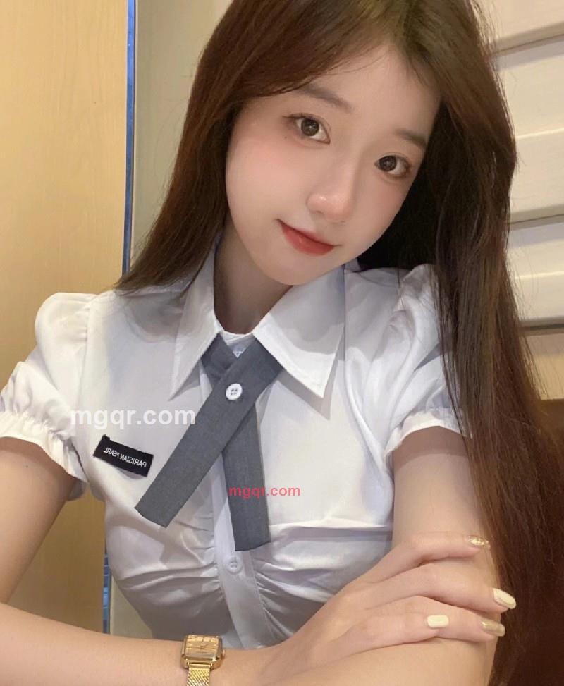 美女不困的第6张照片