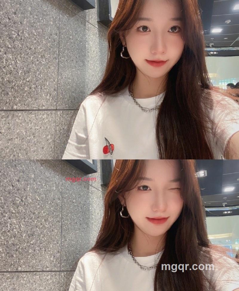 美女不困的第3张照片