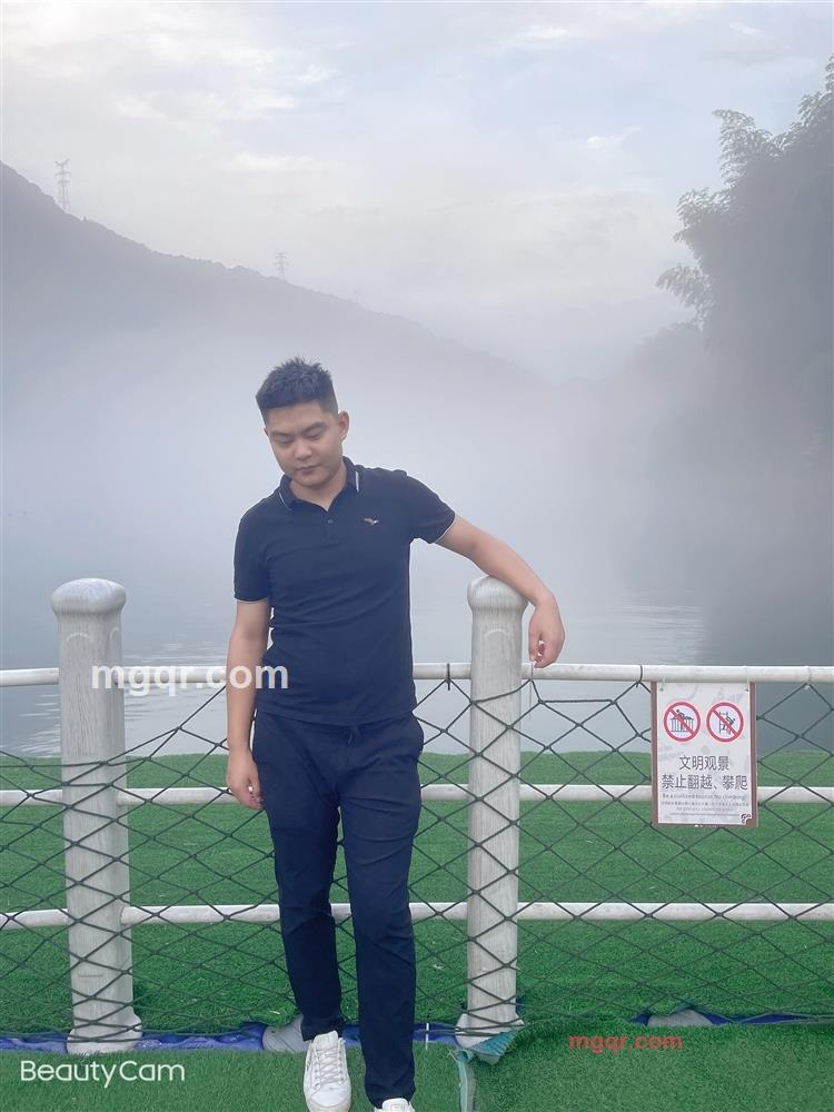 麋鹿别乱跑的第1张照片