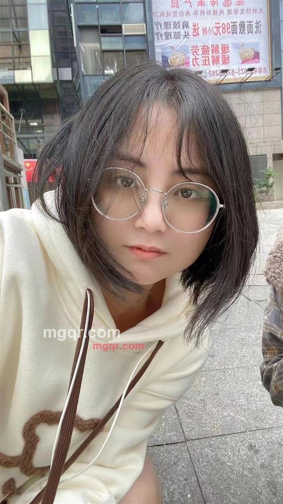 不知情的第1张照片