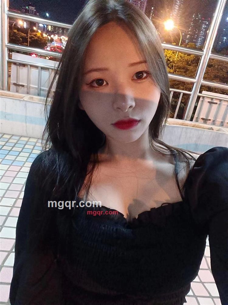 爱笑的小姑凉的第1张照片