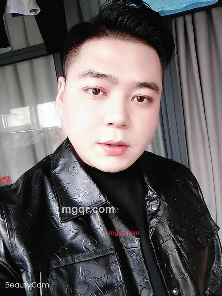 午夜牛郎的第2张照片