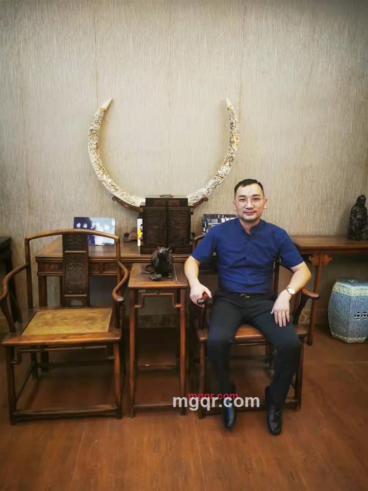 Hero的第1张照片