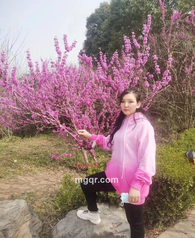 我会枕着你的名字入眠的第4张照片