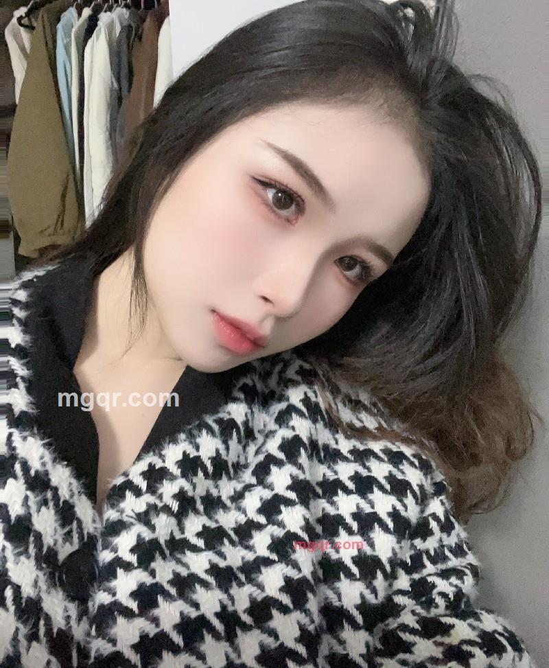 依秋的第31张照片