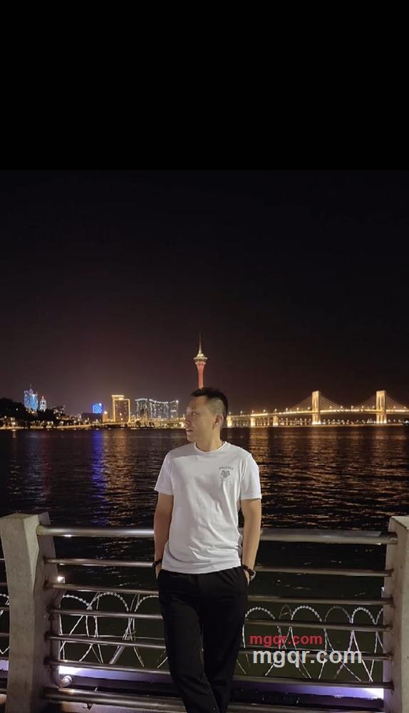 慕斯的第1张照片