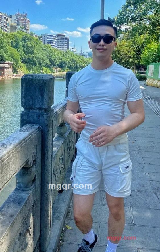 一梦繁唐丶的第4张照片