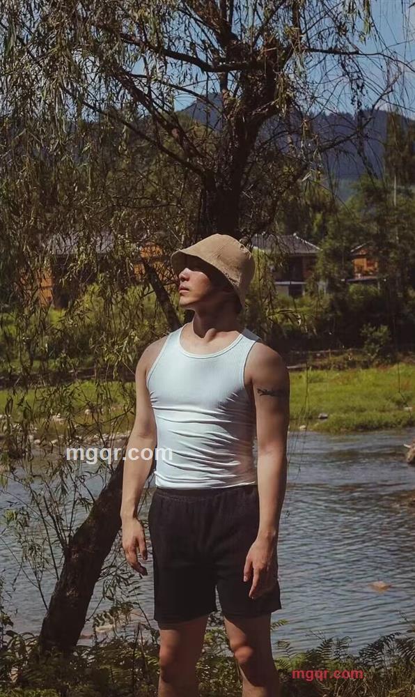 一梦繁唐丶的第1张照片