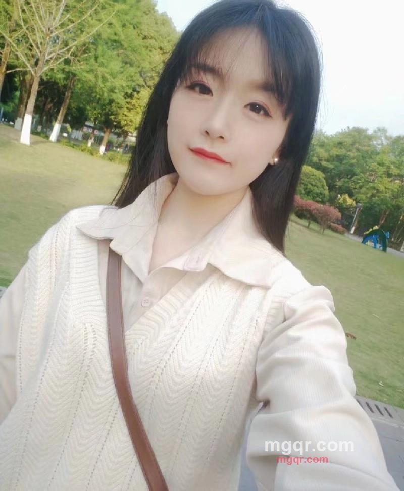 软萌乖乖女的第4张照片