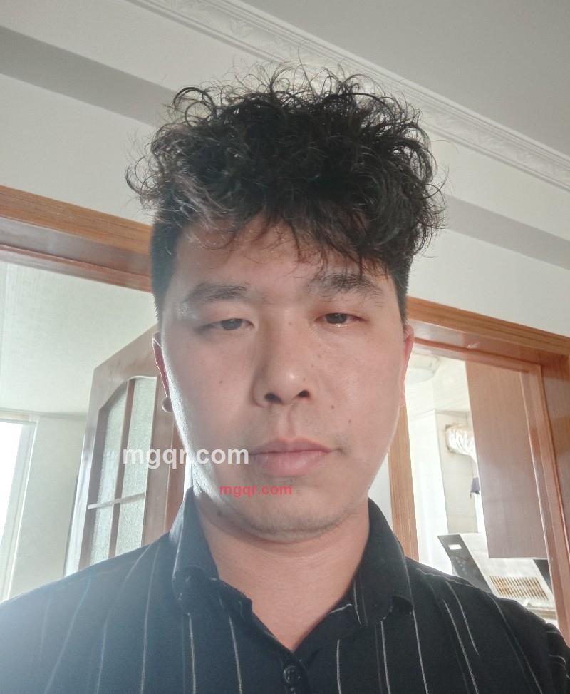 左右疯狂的第1张照片