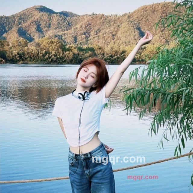 哥哥别管她的第5张照片