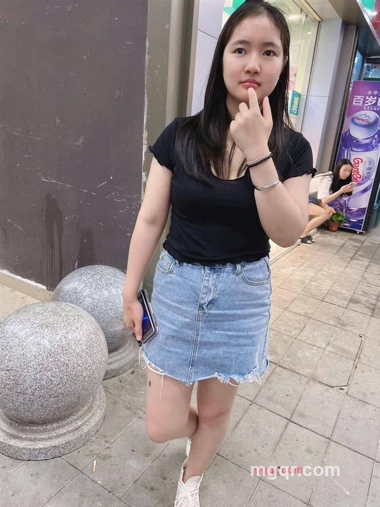 不爱吃芹菜的第1张照片