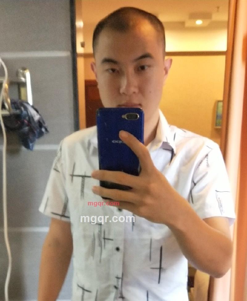 夜行者的第1张照片