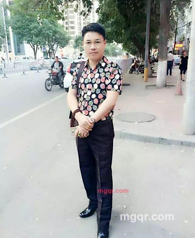 阳光总裁的第17张照片