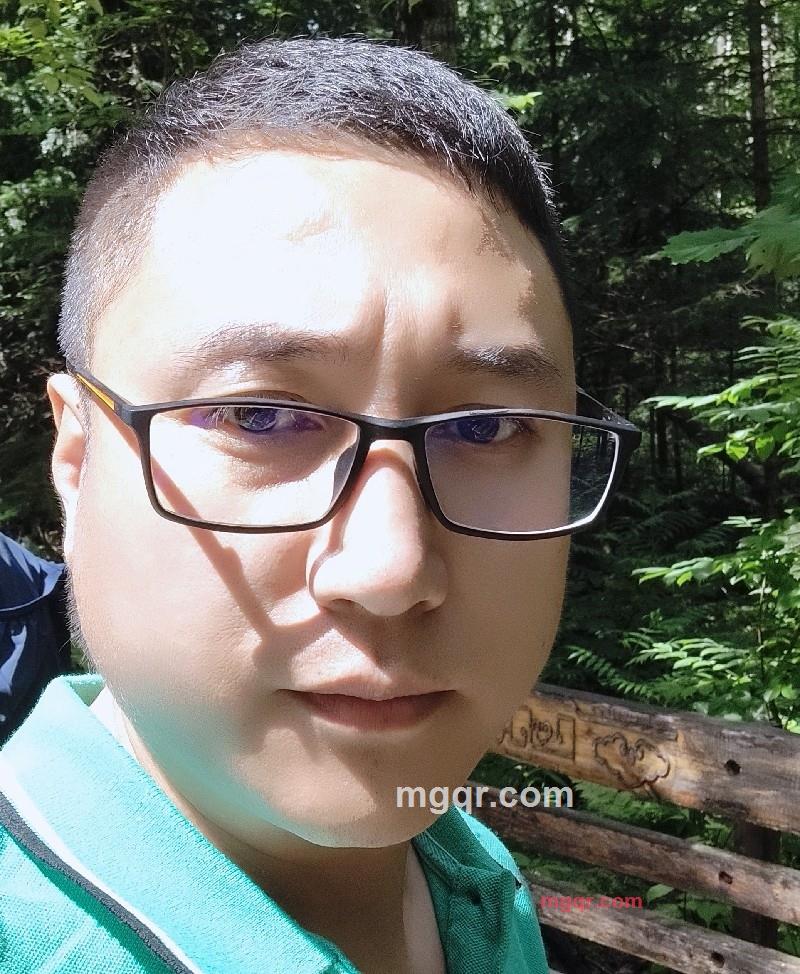 谁是谁的谁的第1张照片