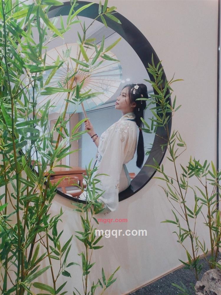 月亮娘娘的第2张照片