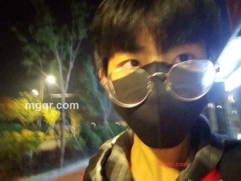 厕酱酱的第1张照片