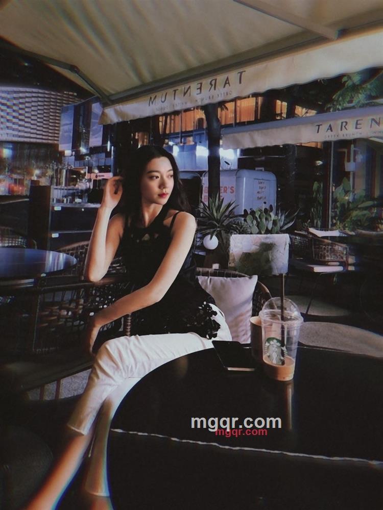 魅惑的第3张照片