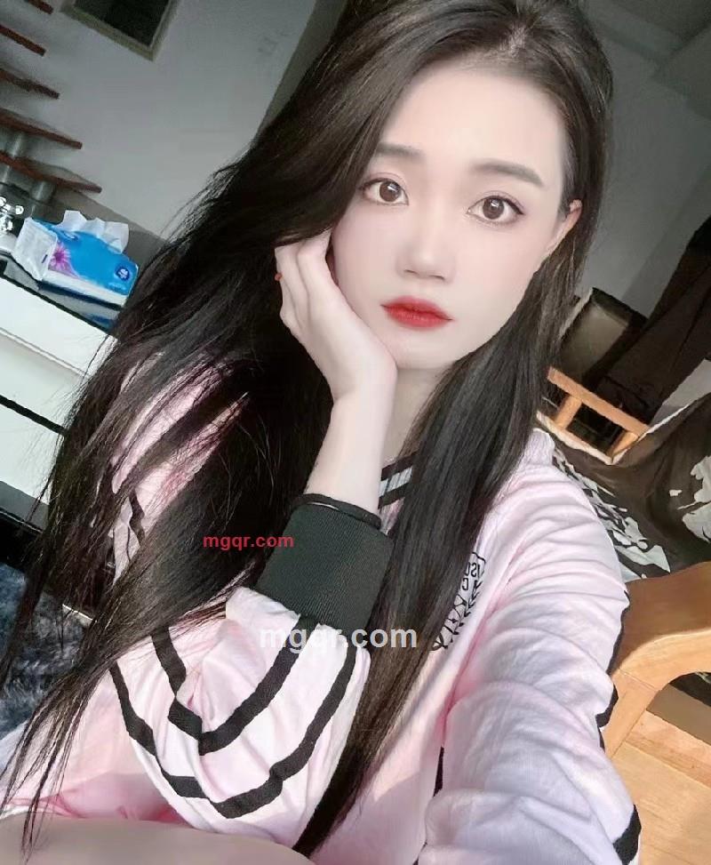 寂寞的人儿的第1张照片