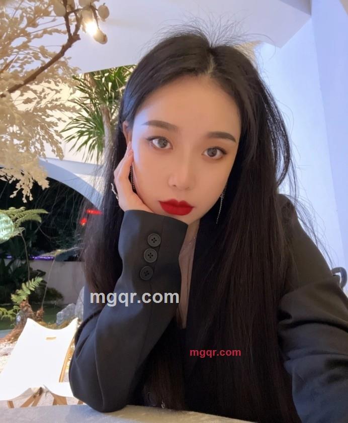 小阿姨的第1张照片