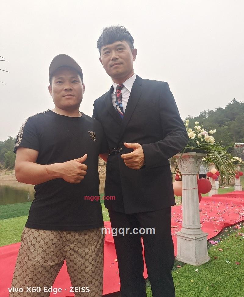 晒得乌漆麻黑的第7张照片