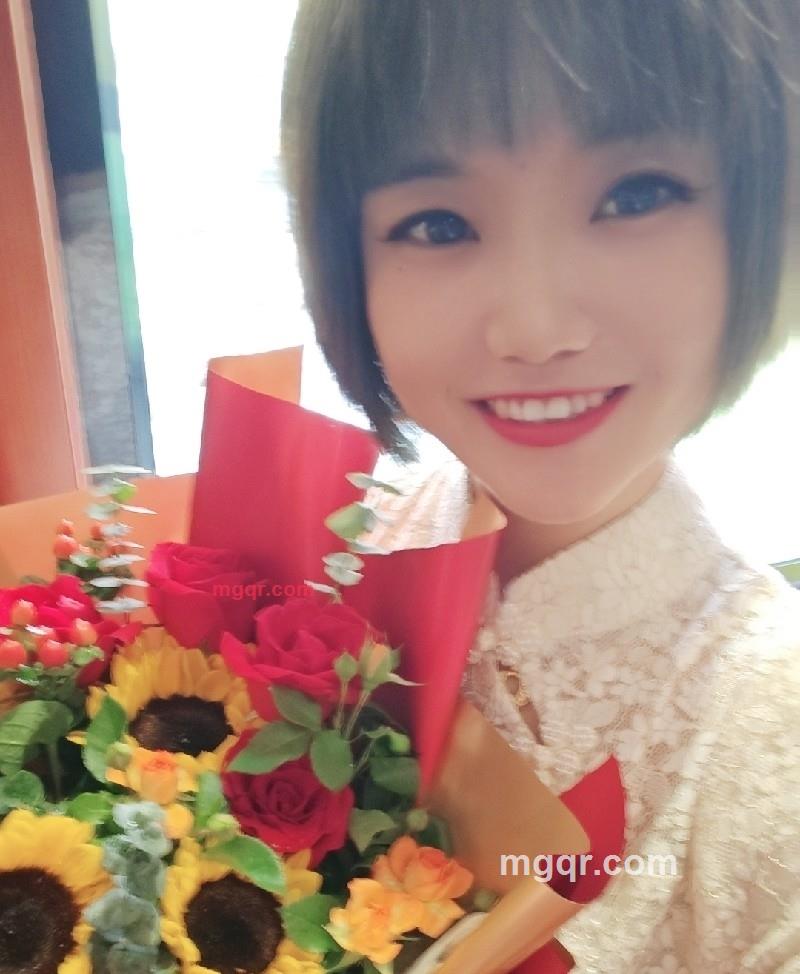 莉曼的第1张照片