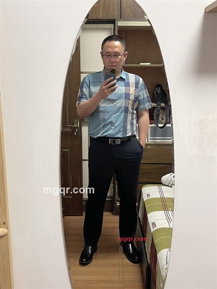 五大三粗的第1张照片