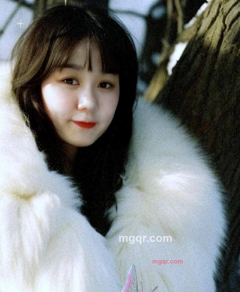 小女人的第4张照片