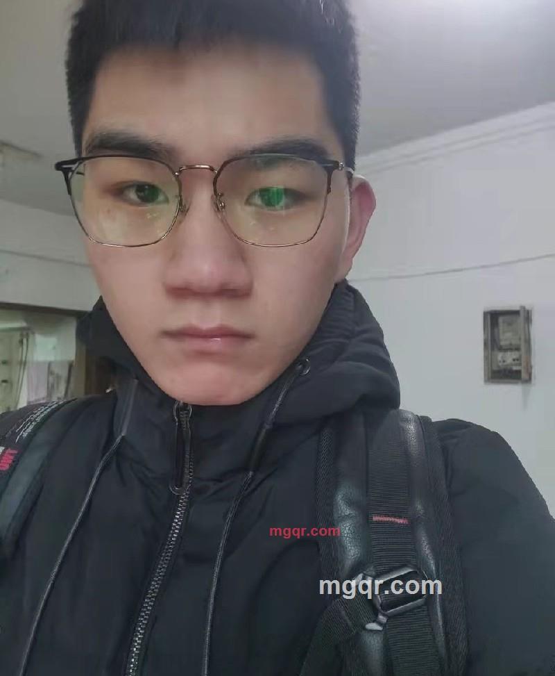 表睡了的第1张照片