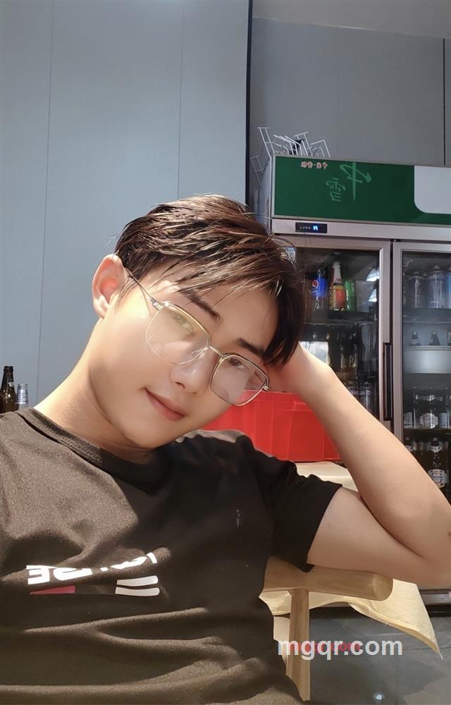 啪哭你的第2张照片