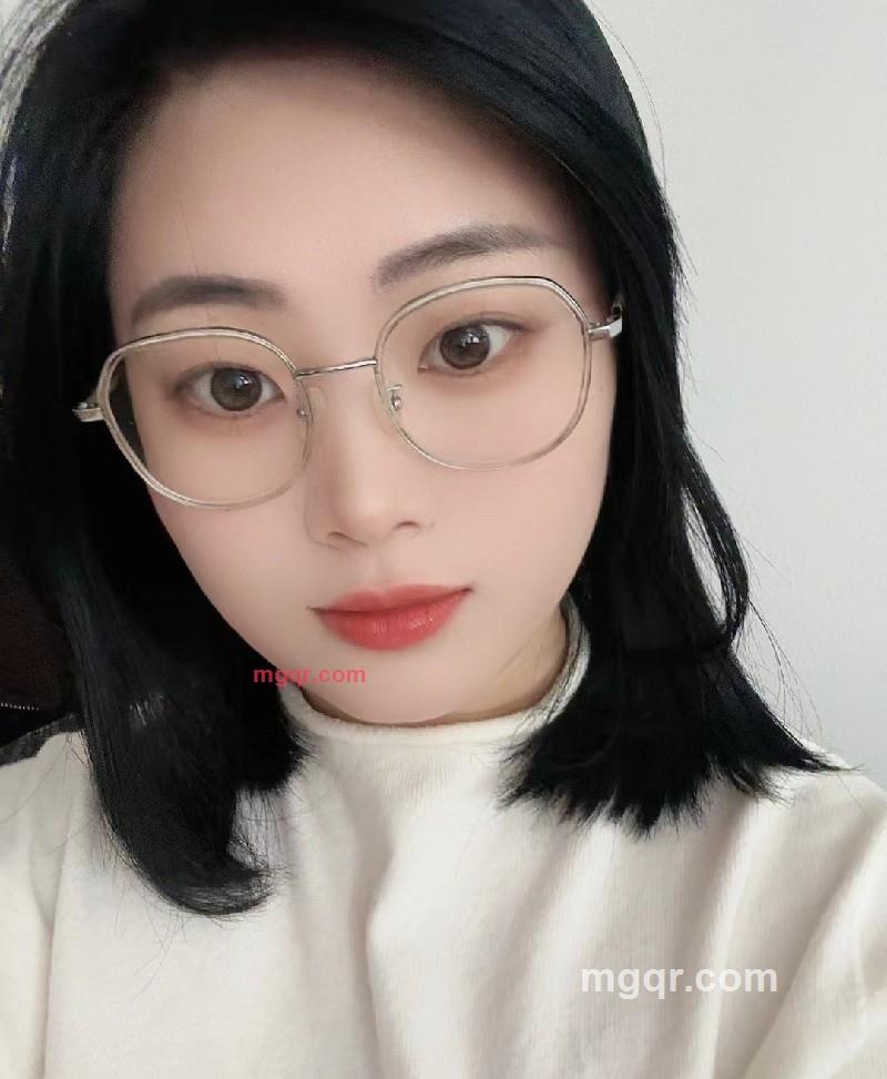 甜草莓的第3张照片