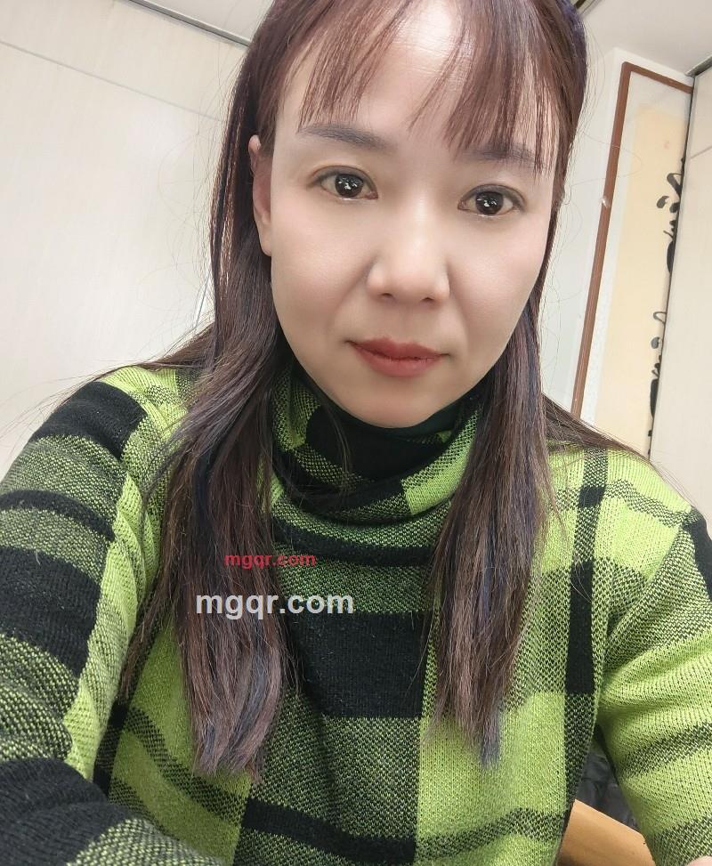 女巫的黑猫的第3张照片